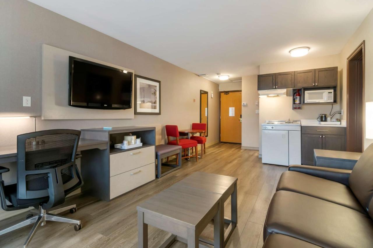 Best Western Premier Aberdeen Kamloops Exterior photo